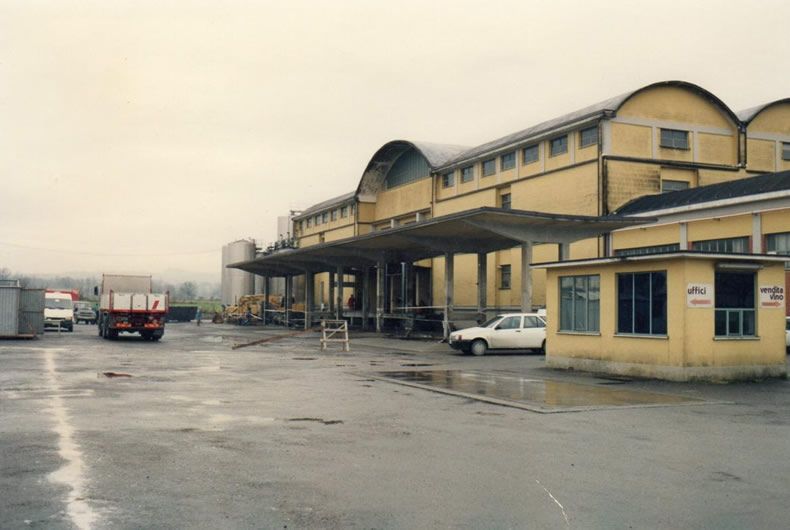 esterni della cantina valtidone, foto di repertorio
