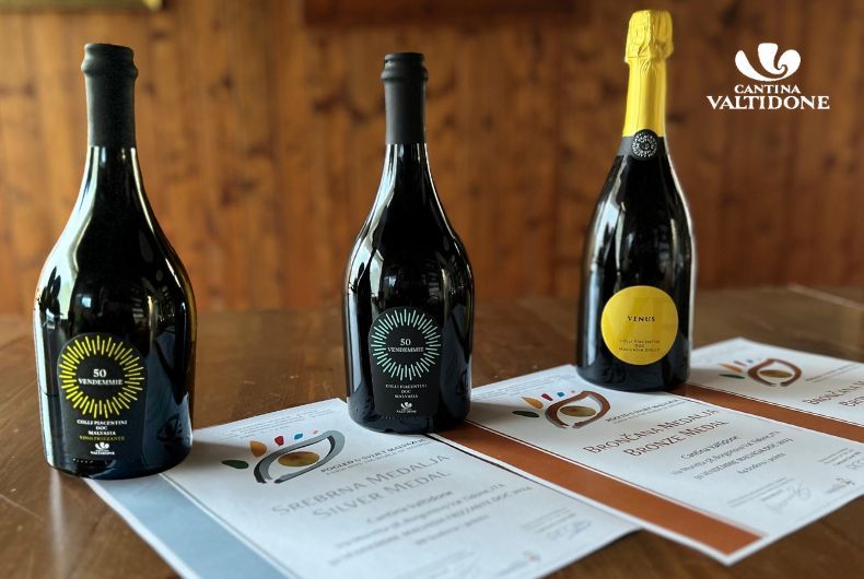 Premi Malvasia Cantina Valtidone: bottiglie e medaglie concorso Il Mondo delle Malvasie. Vini premiati.