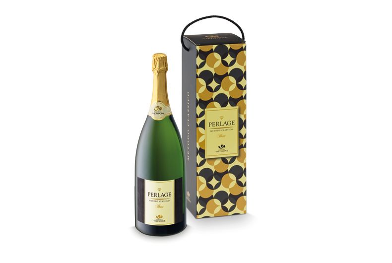 Bottiglia e confezione regalo di spumante Valdobbiadene Perlage. Metodo Classico Brut.