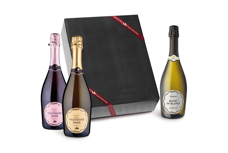 Confezione regalo Cantina Valtidone: spumante rosé, dorè e blanc de blancs. Vini pregiati per Natale 2025.